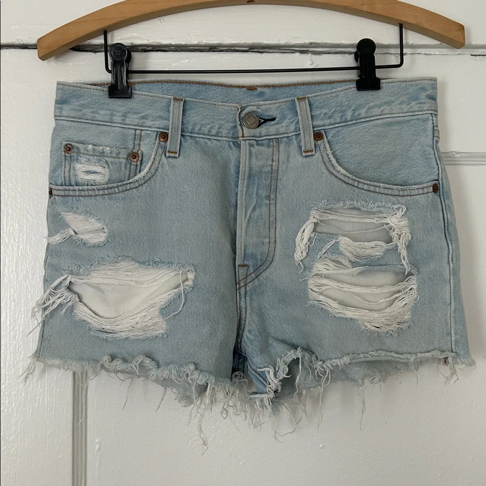 Levi's 501 Original Fit High Rise Shorts - Picture 1 of 7